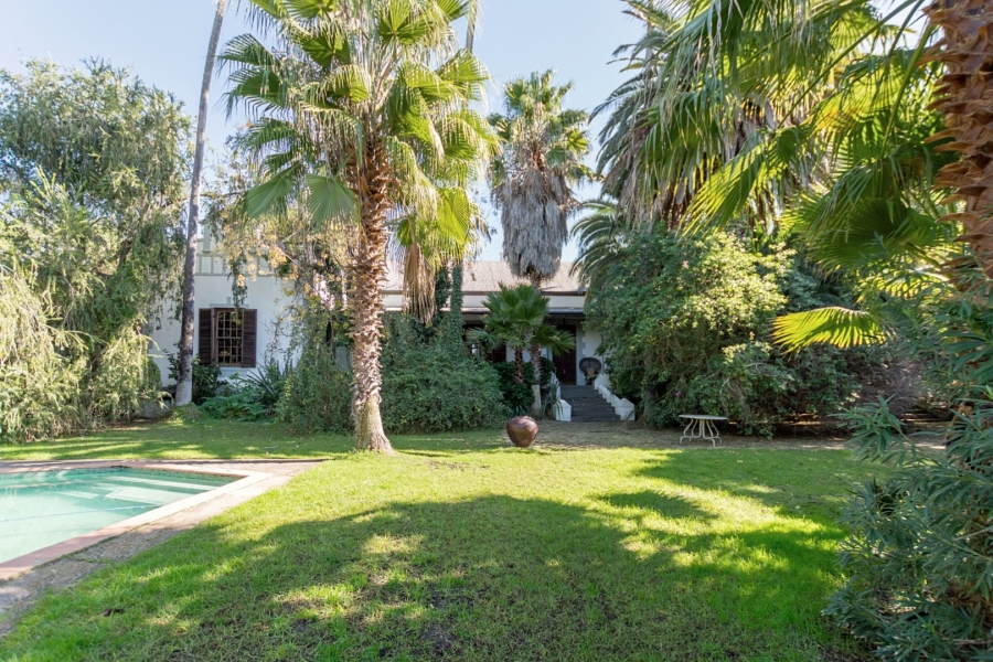 8 Bedroom Property for Sale in Hopefield Western Cape